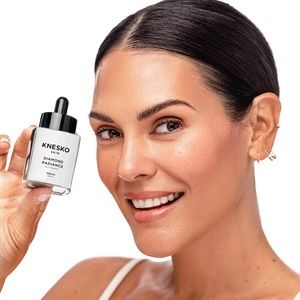 KNESKO SKIN DIAMOND RADIANCE SERUM
